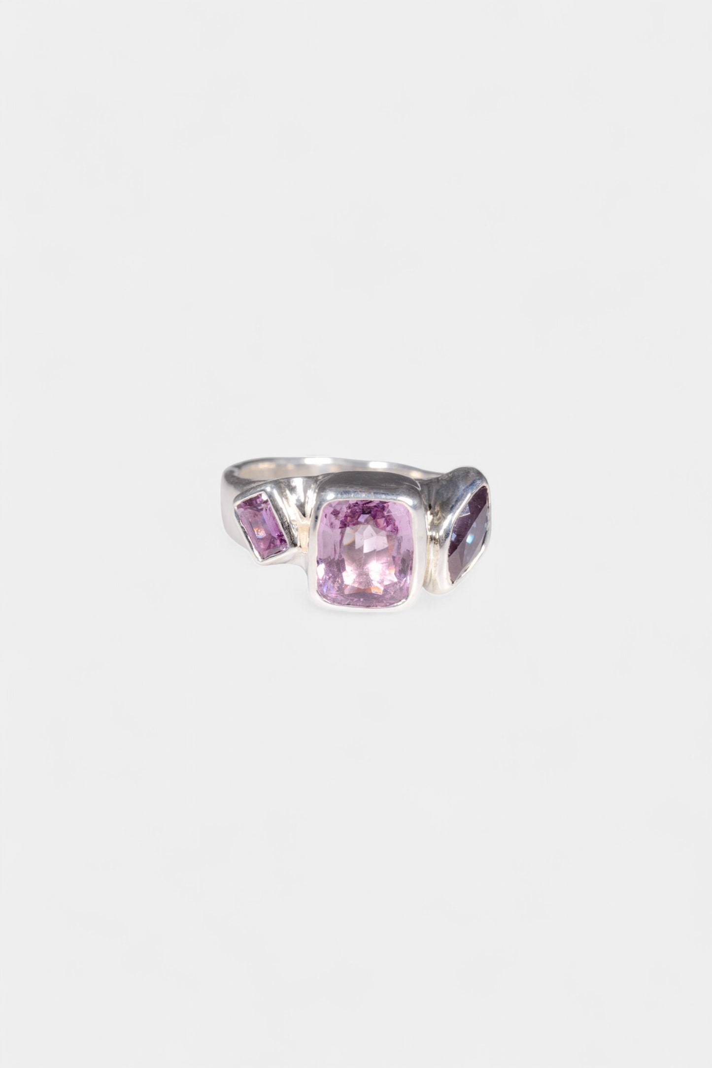 Violette Ring