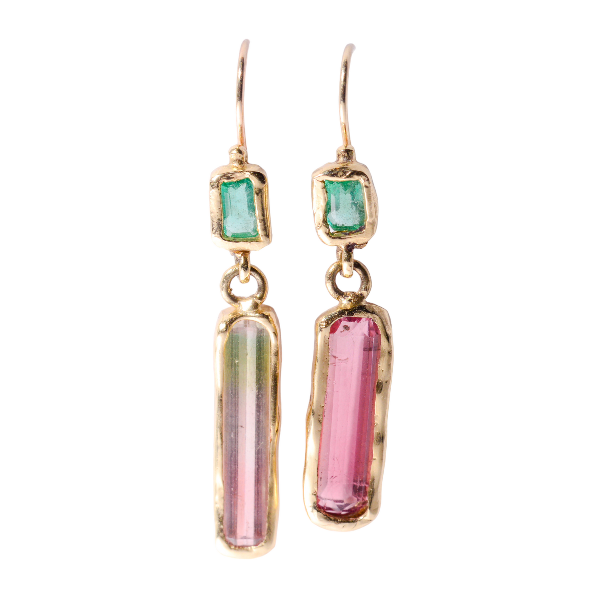 One deals dangle earring